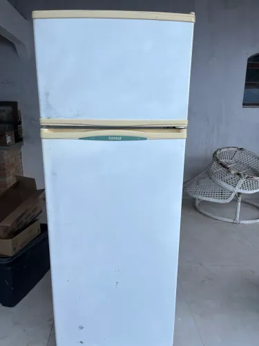 Geladeira Cônsul Defrost 350L