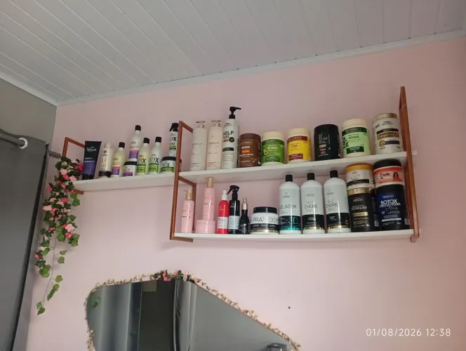 Prateleira MDF com Metalon Rose