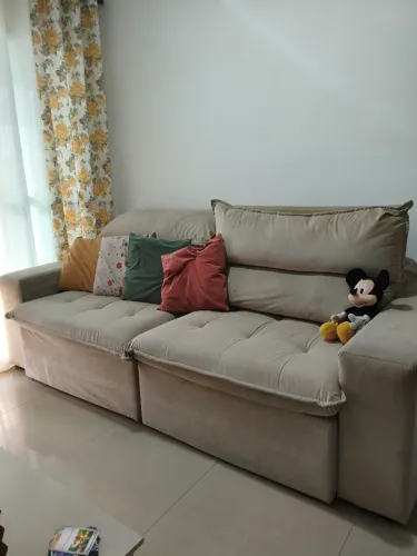Vendo Sofá Retrátil | Bege | 2,45 m