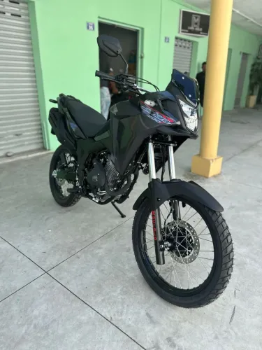 Honda sahara 300 abs troco/financio