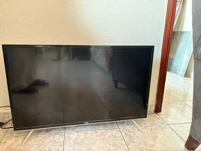 Vendo TV quebrada