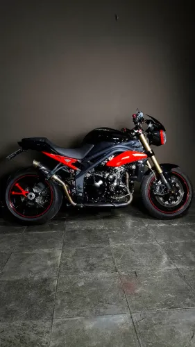 Speed Triple 1050