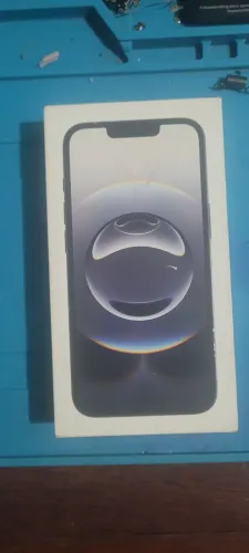 Iphone 16 e tudo ok documentação e garantia apple até março de 27
