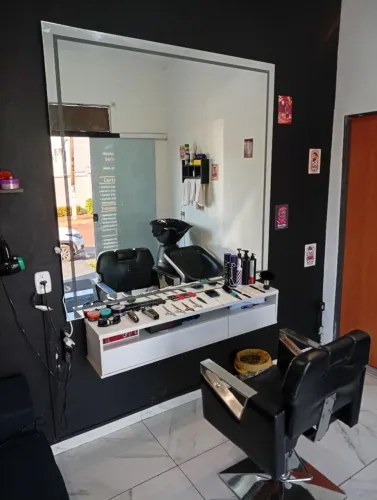 Vende se Barbearia completa