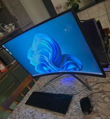 PC Gamer + Monitor 32" 165Hz
