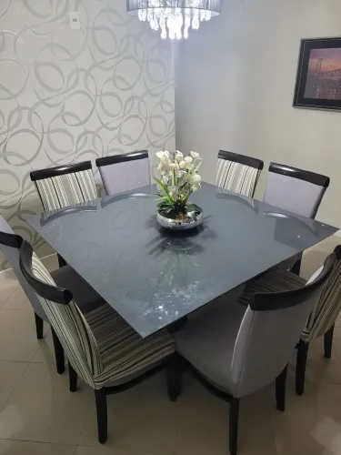 Mesa de jantar de 8 lugares moderna com 8 cadeiras