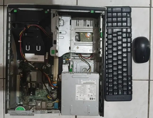 PC HP Compaq 6005 Pro + teclado e mouse R$250