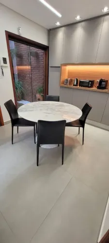 Base Saarinen tulipa + tampo redondo 110cm espirito santo 