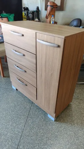 CÔMODA USADA BEM CONSERVADA COM SAPATEIRA PEZINHOS TUDO OK ENTREGA GRÁTIS APROVEITEM ?