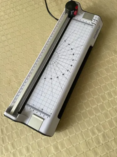 Máquina Plastificadora/Laminadora A4 Mazzili 220v 