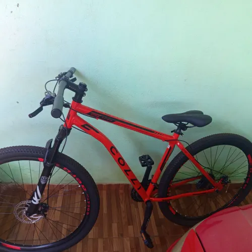 Bicicleta semi nova 
