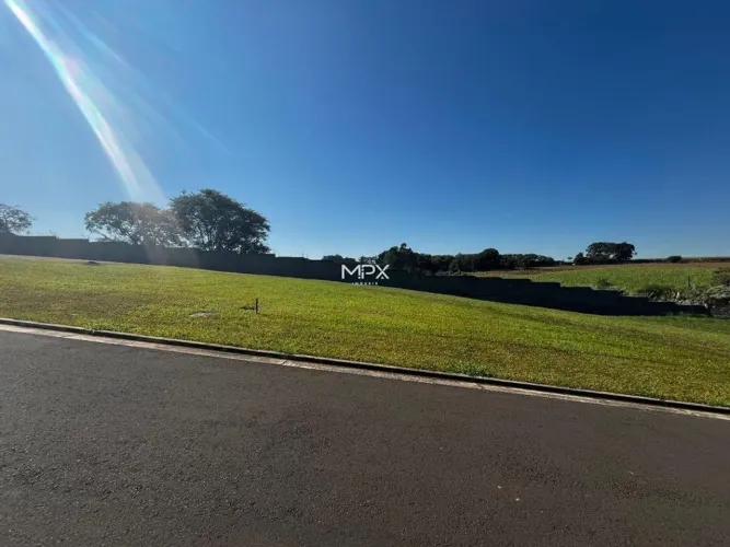 Terreno à venda em Piracicaba, Dois Córregos, com 413 m², Residencial Moinho Vermelho