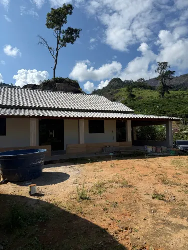 Casa Afonso Cláudio 7 km centro localização arrependido