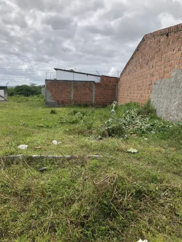 Vendo ou troco terreno