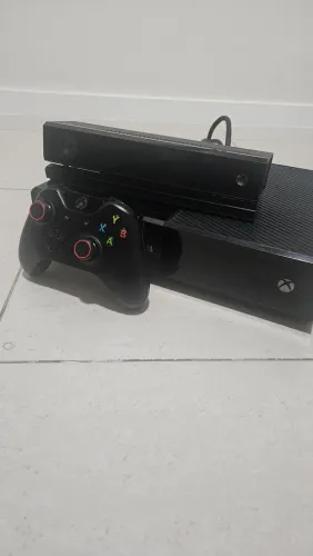 Xbox One + Controle + Kinect 