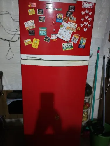 Vendo geladeira funcionando