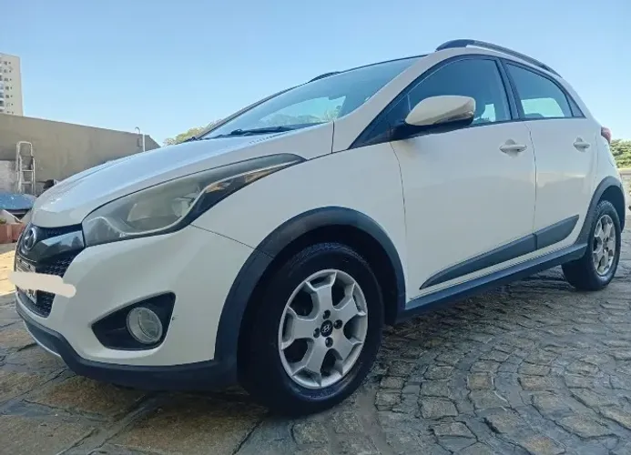 Hyundai HB20X Style 1.6 Flex 16V Aut. 2015
