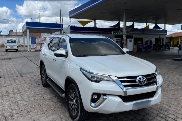 Toyota Hilux SW4 SRX 4X4 2.8 TDI 16V Dies. Aut. 2019