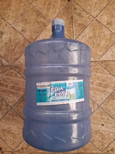 GARRAFÃO ÁGUA 20L ( tenho 14 unids)
