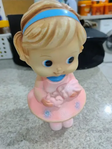 Boneca antiga de plástico década de 60