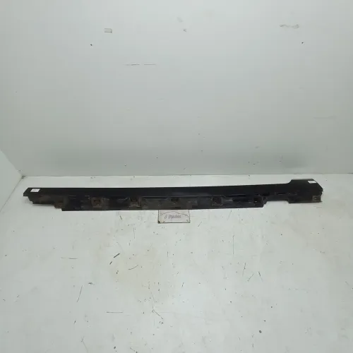 Spoiler Lateral Esquerdo Passat 2.0 Turbo 2017 2018 2019 Preto