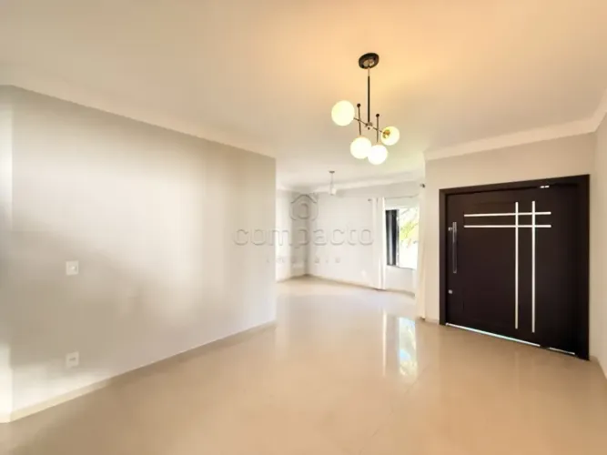 Casa em Condomínio Fechado | 3 Suítes | Piscina Aquecida | 4 Vagas