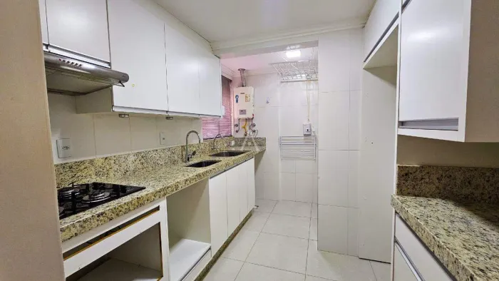Apartamento Residencial para locação 1 suíte + 2 quartos