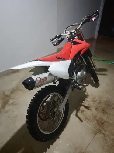 CRF 230 para trilha, único dono