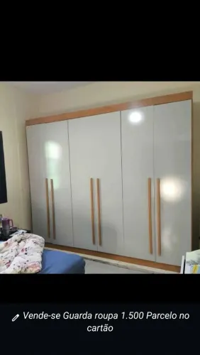 Venxo Guarda roupa Grande Quase 3M de altura