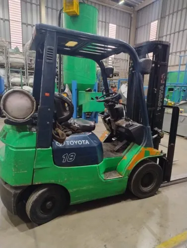 Empilhadeira Toyota 1.5 Ton 4,7m - Direto de Indústria - Ótimo Estado