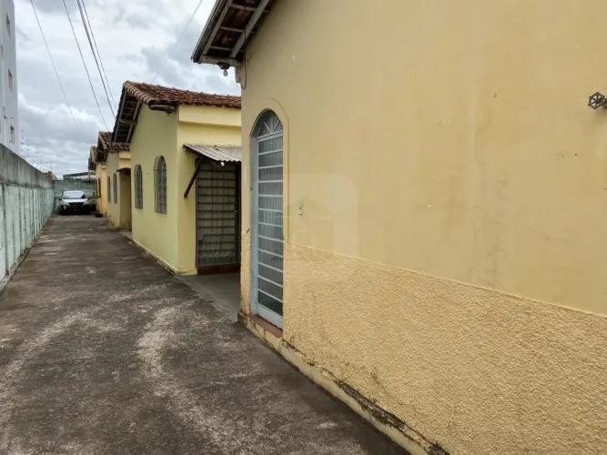 Colônia à venda no Bairro Aparecida