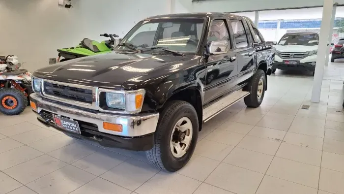 Toyota Hilux CD SR5 4X4 2.8 Diesel 2000