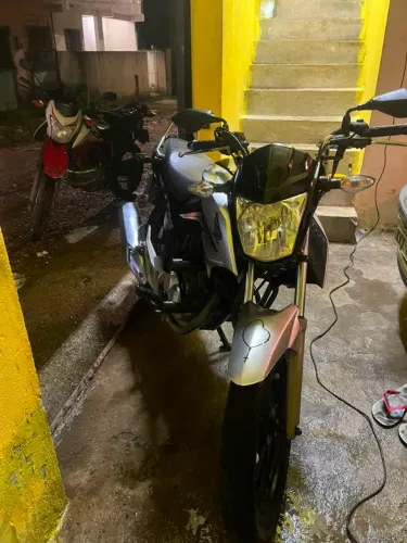 Moto FAN 15.000mil