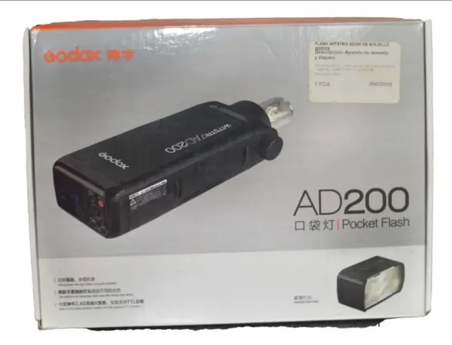 Godox ad 200