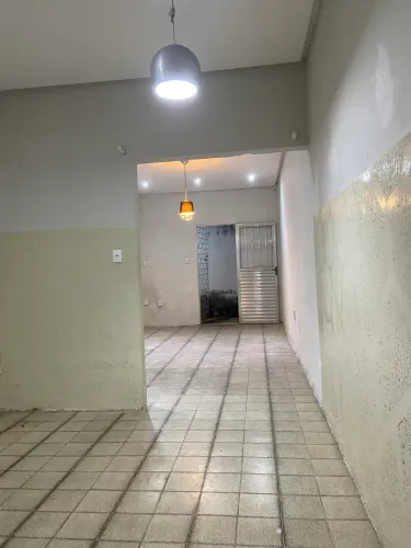 Alugo Casa - Bairro Luzia 