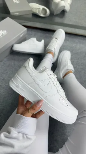 Tênis Nike Air Force One Luxo Unissex Cor: Branco  - Disponível 34 AO 43 / Fotos Reais
