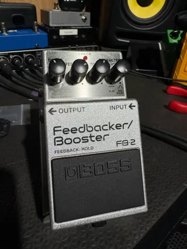 Pedal Boss FB-2 Feedbacker Booster