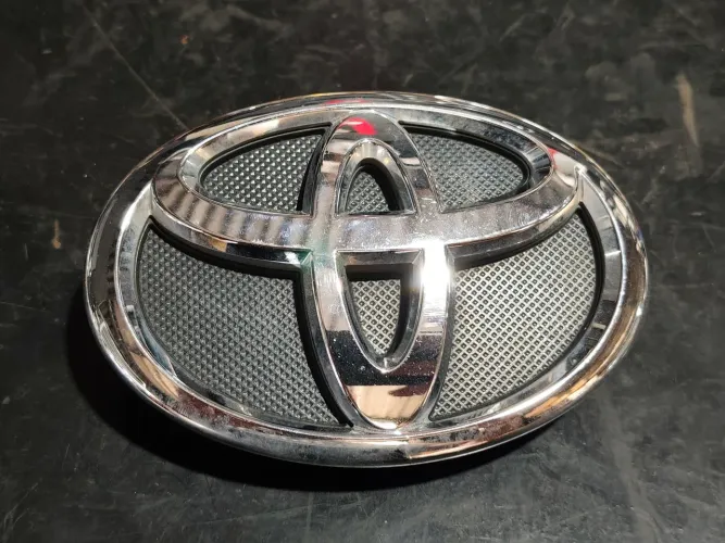 Emblema grade dianteira Corolla Cross 2021 2022 2023 2024