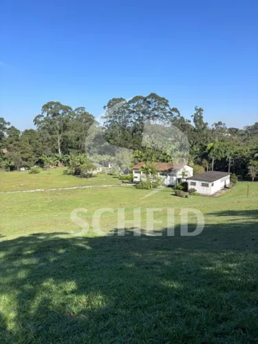 Oportunidade Única na Represa de Guarapiranga: 48.000 m² de Pura Natureza e Exclusividade