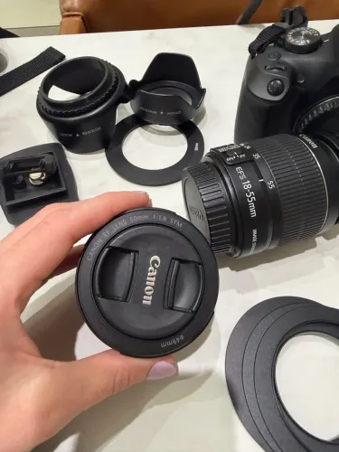 Câmera fotográfica Cânon Rebel T7