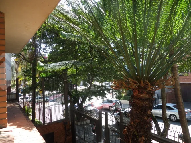 Edifício à Venda no Bairro Rio Branco com Área Privativa de 242 m² Disponível