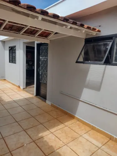 CASA À VENDA PLANALTO VERDE