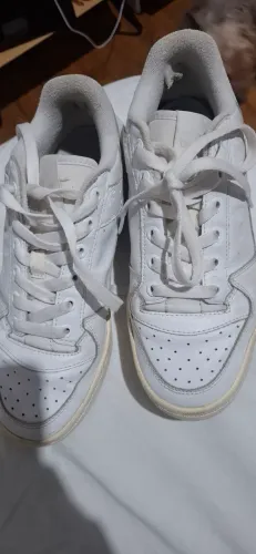 Tenis adidas