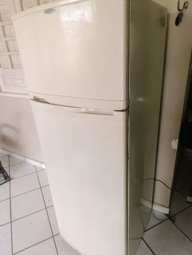 Geladeira gelo seco