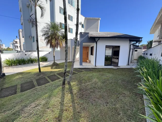 Casa 3 Quartos com 1 Suíte e 143m² - Pagani