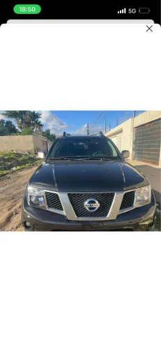 Nissan Frontier SV AT. CD 4X4 2.5 TB Dies. Aut. 2015