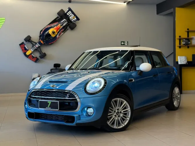 Mini Cooper S 2.0 Turbo 16V 5P Aut. 2015
