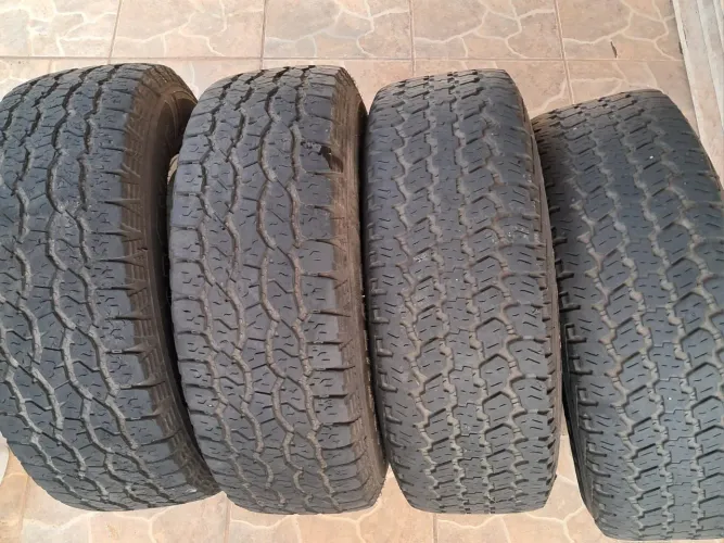 Jogo roda aro 16 com pneus Amarok