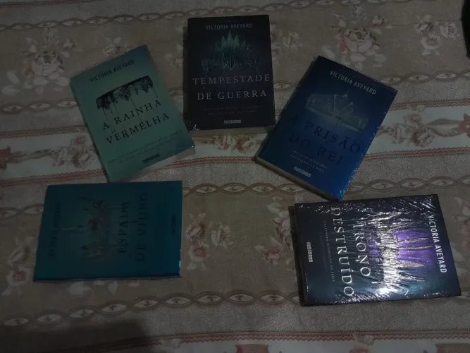 Coleção A Rainha Vermelha | Saga de livros.