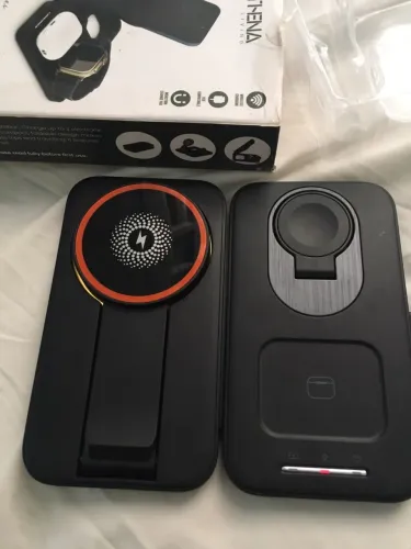 Carregador por indução 3 em 1